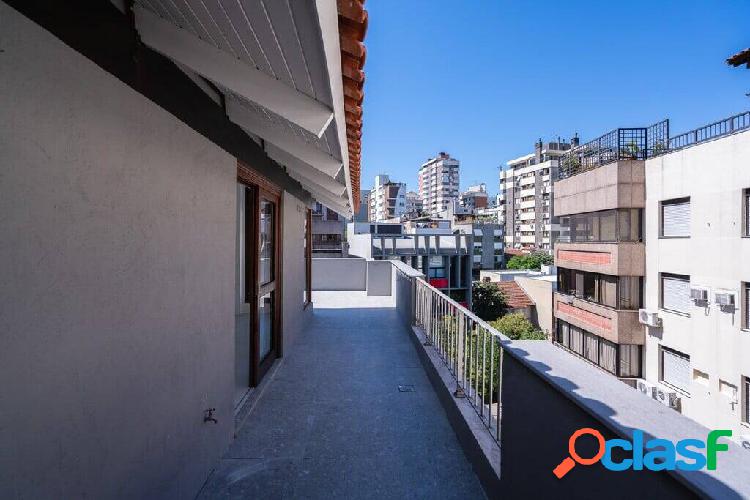 Cobertura reformada de 244 m², com muito sol r$ 1.890.000