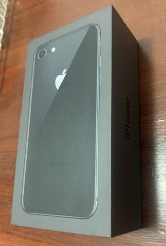 Caixa vazia iphone 8 cinza espacial 64gb