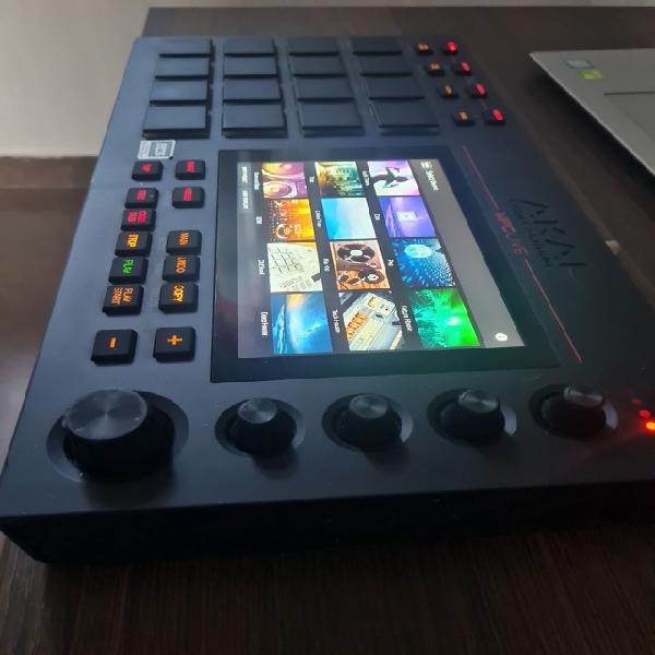 Mpc Live Akai