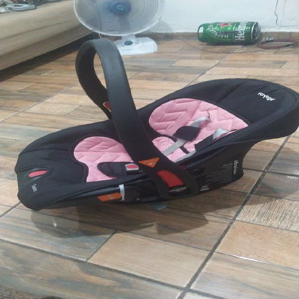 Bebê conforto voyage semi novo