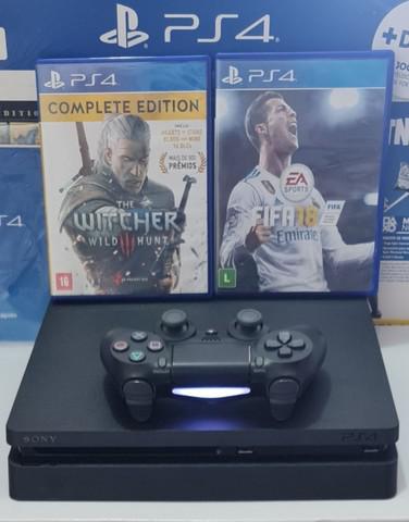 Ps4 - playstation 4 slim 500gb c/ 2 jogos (the witcher iii e