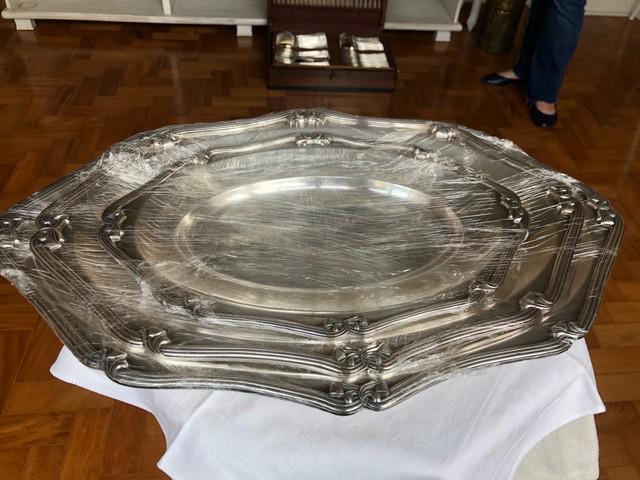 Aparelho de jantar em porcelana schmidt vitória - r$150 em Santa