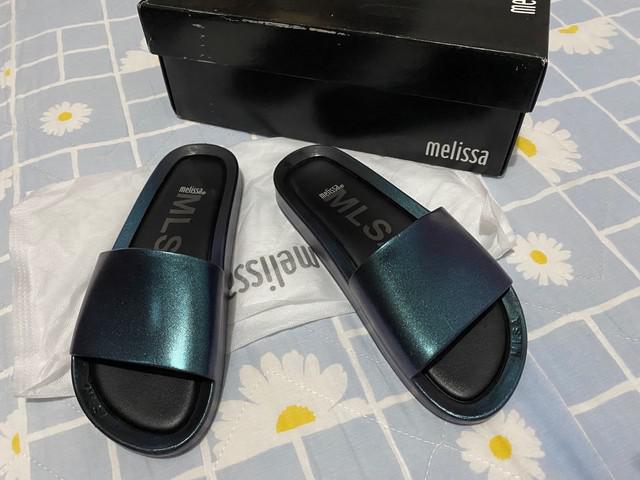 Melissa Beach Slide Shine