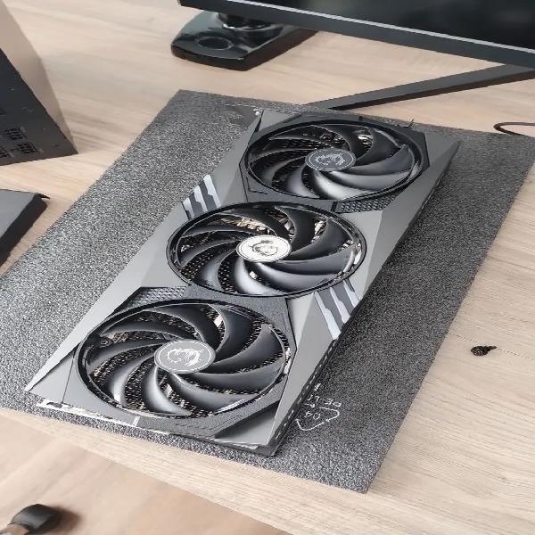 Placa de vídeo rtx 4070 msi gaming x trio