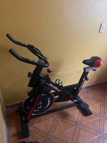 Bicicleta spinning bike ergométrica