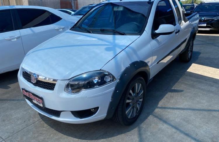 Fiat strada trekking 1.6 mpi / 2013