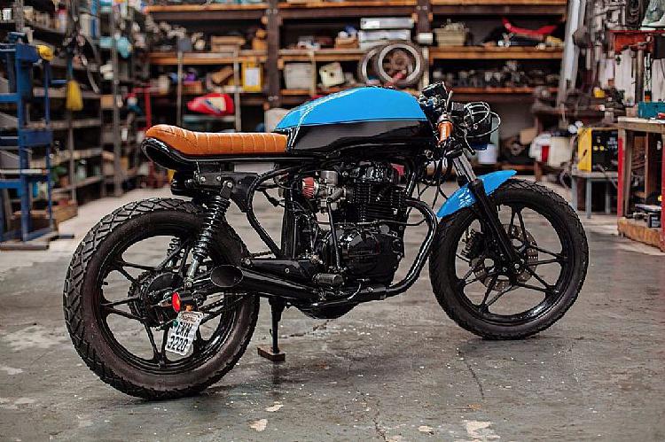 Moto Honda Cb 400 Cafe Racer 1981 - Customizada Para Venda