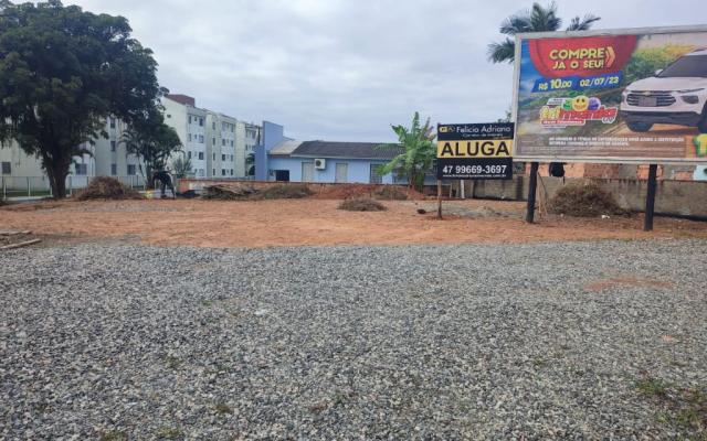 Terreno esquina c/970 m2 frente rua tuiuti