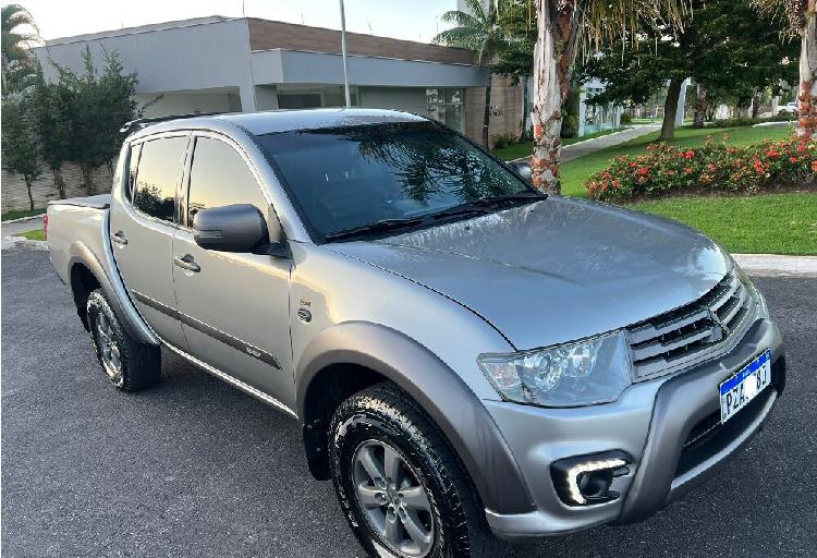 Mitsubishi L200 3.2 Triton Outdoor 16/17 Prata