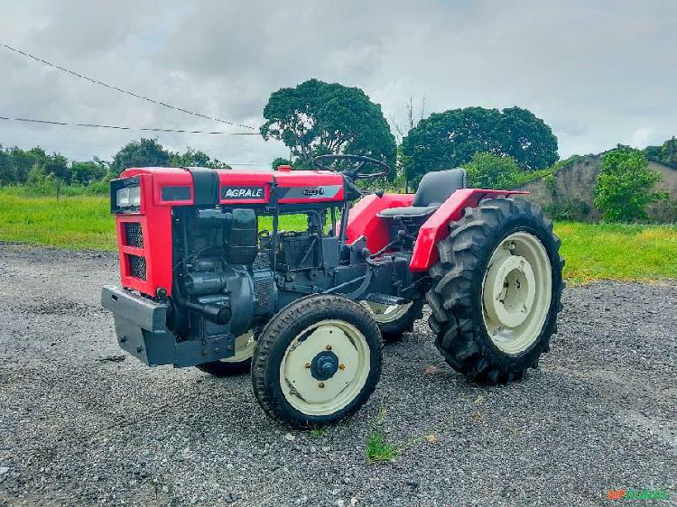 Trator Agrale 4100 em excelente estado