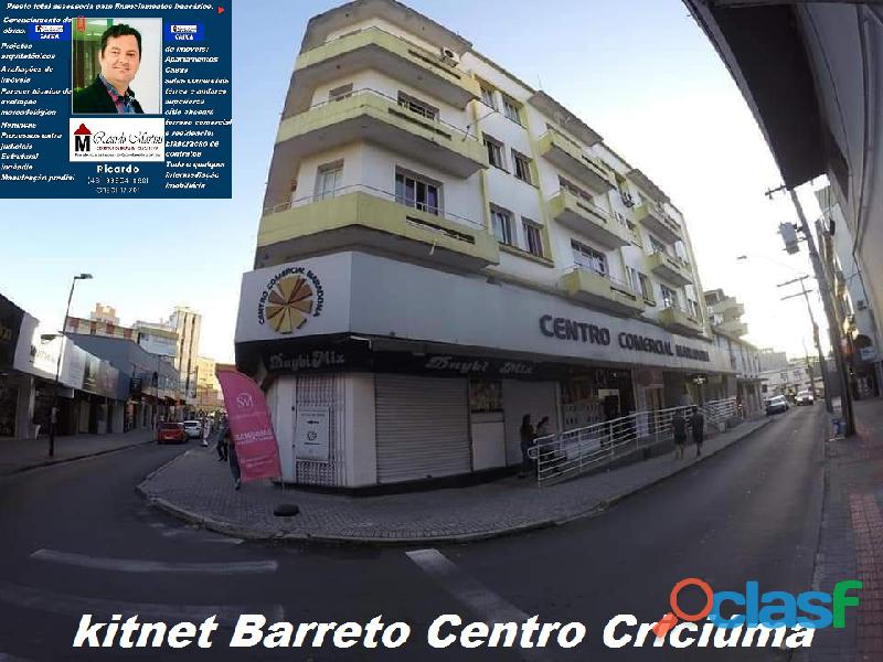 Barreto kitnet a venda no centro de criciúma