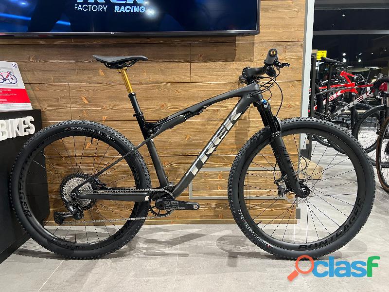 2023 trek supercaliber 9.8 xt