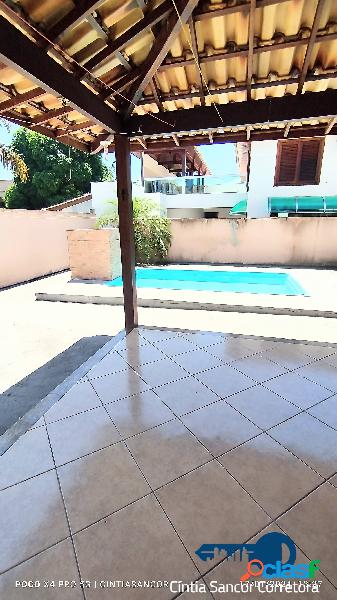 Casa em condomínio