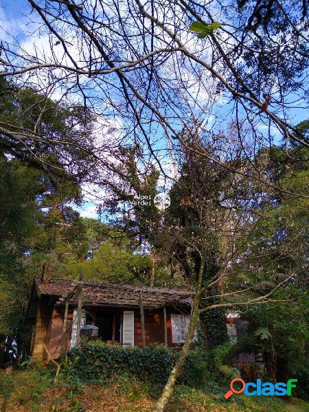 Vende-se casa com 2 dormitorios e terreno de 2.700m² em Canela a 5 minutos da Catedral de Pedra 3