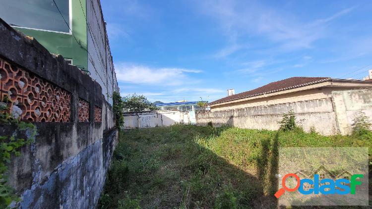 Enorme Terreno na Guilhermina - Residencial ou Comercial - Praia Grande