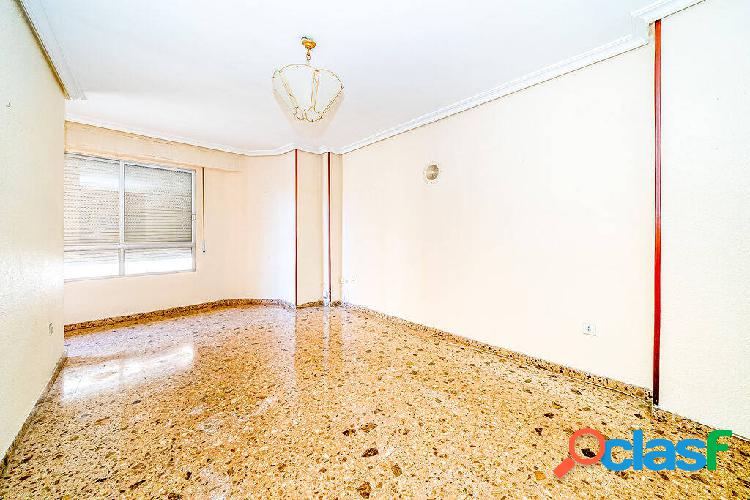 Piso en venta, C/ Escultor Navarro Santafe, Villena 1