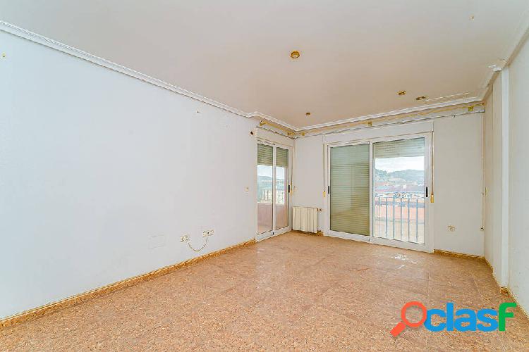 Piso de 3 Dormitorios en Venta en Aspe, Alicante 3