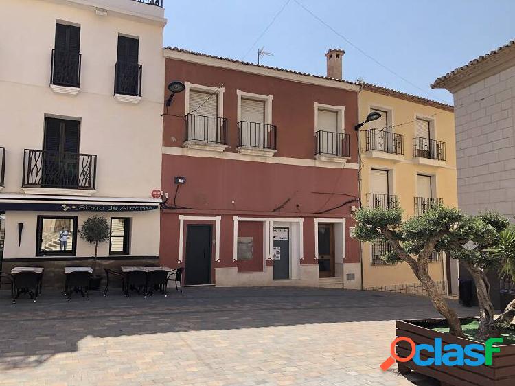 Local Comercial en Venta en Busot, Alicante 1