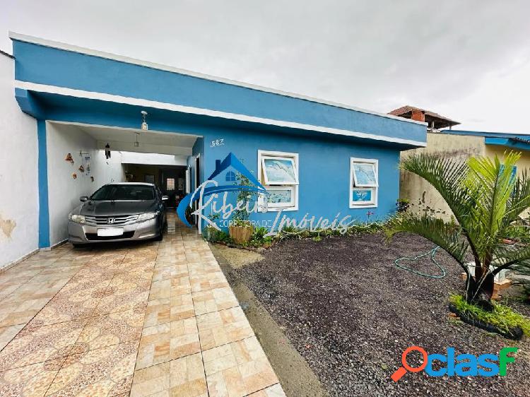 Linda casa a 300 metros do mar localizado em Mariluz 2