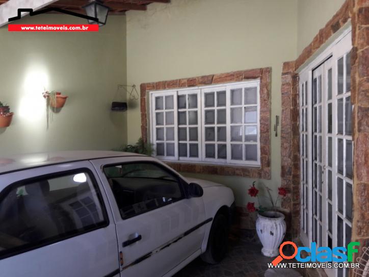 Casa à venda em Pinhalzinho 3