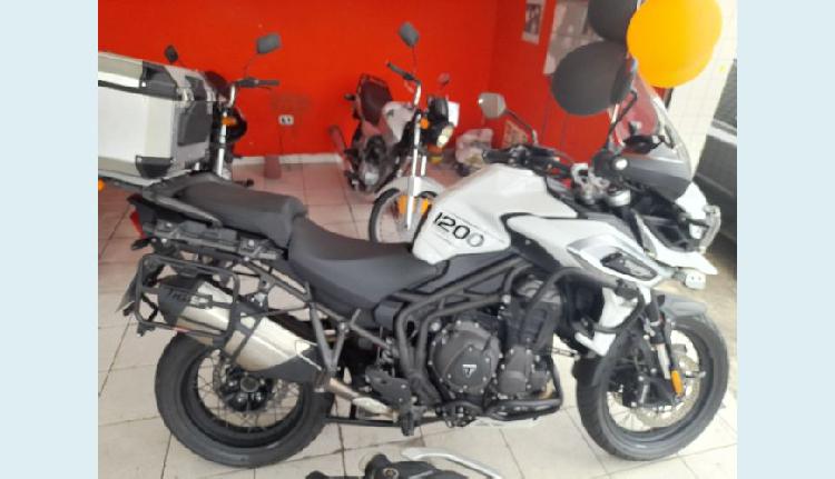 Moto usada triumph tiger 1200 xcx - 2020 - praia grande/sp -