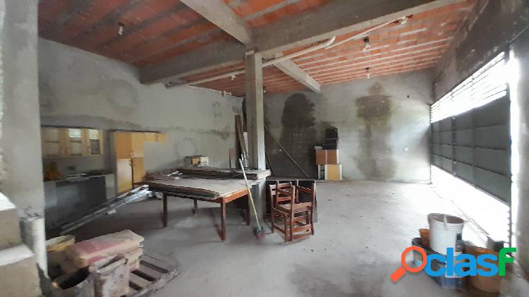OPORTUNIDADE CASA SEMIACABADA 1