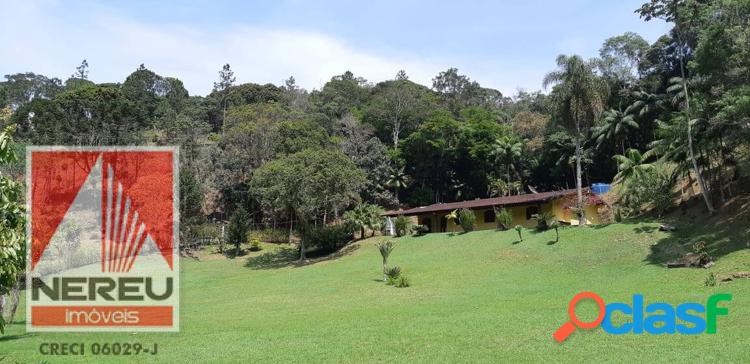 Belo sítio em juquitiba/sp com lago e nascente