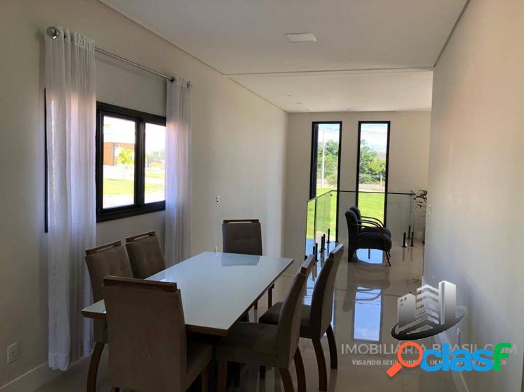 Casa com Móveis Planejados no Condomínio Malibu 4