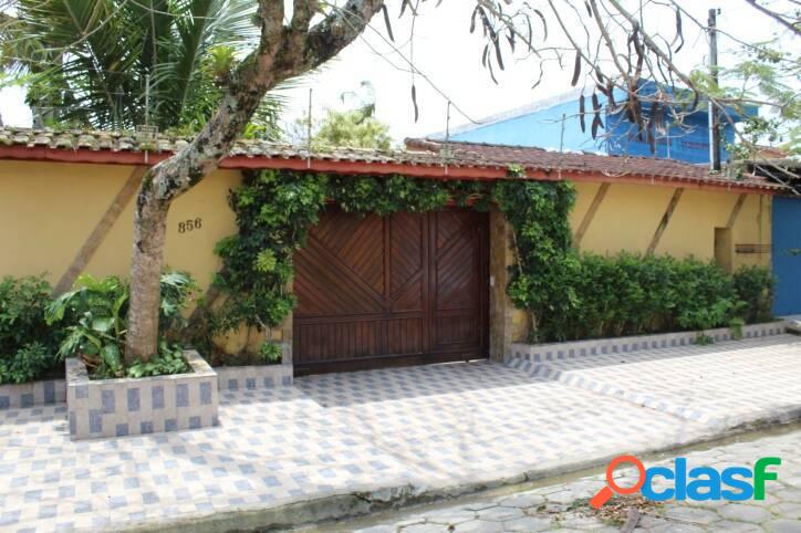 Casa linda com piscina e churrasqueira praia de Mongaguá 4