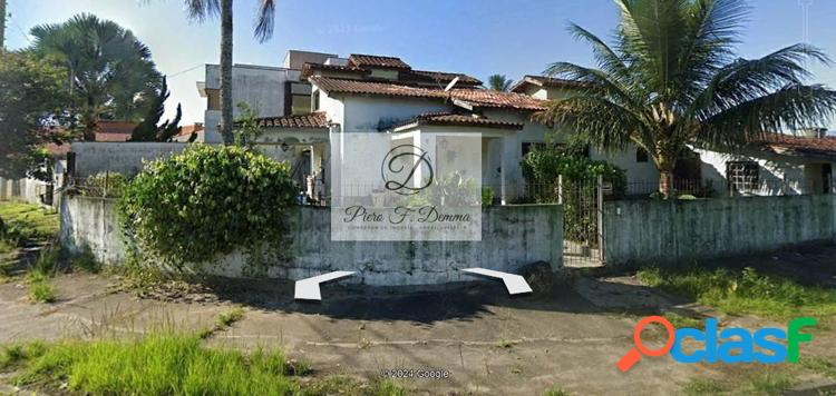Sobrado com 5 quartos, 211m², à venda em Caraguatatuba, Jardim Britânia 3