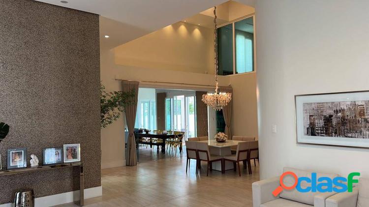 Vende-se Casa de Alto Padrão na Avenida Nóide Cerqueira 5