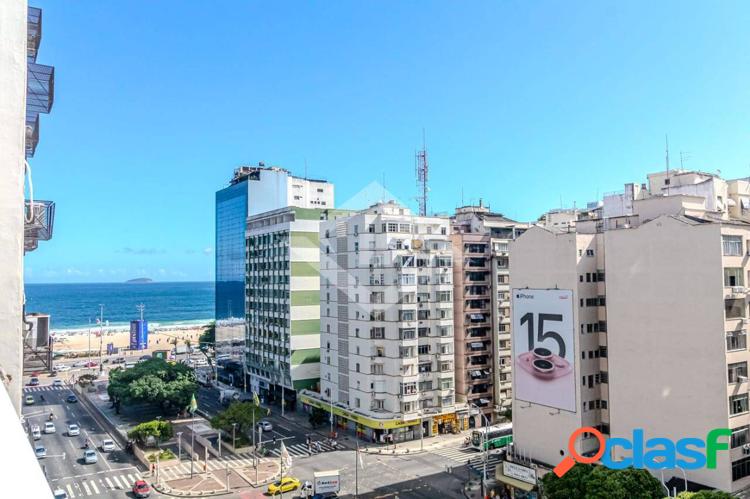 Apartamento reformado e mobiliado com vista mar em copacabana - 3 quartos