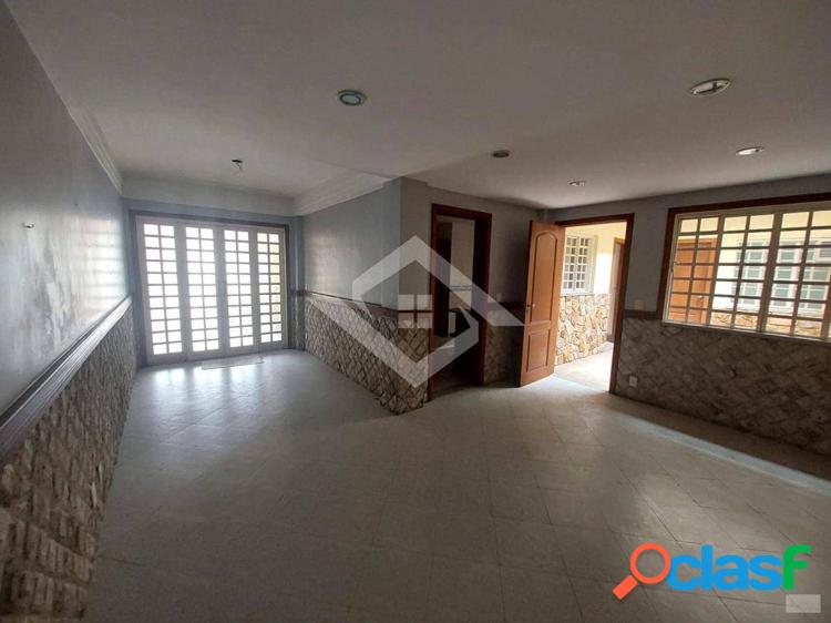 Casa 5 qrtos (2 Suítes), 2 Salões. Cond. Parque dos Girassois, Campo Grande