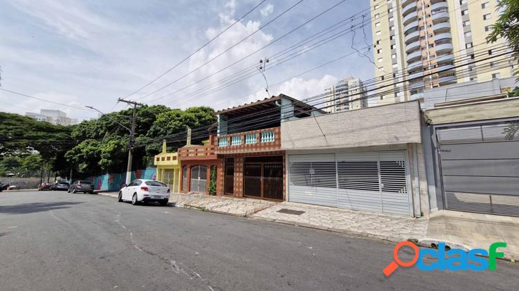 Casa para venda com 3 quartos, 210m² - Vila Moreira 1