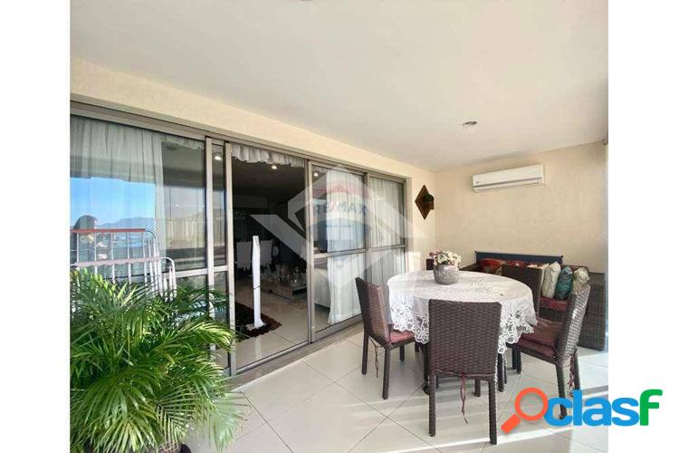 Excelente apartamento no condomínio santa mônica jardins – barra da tijuca