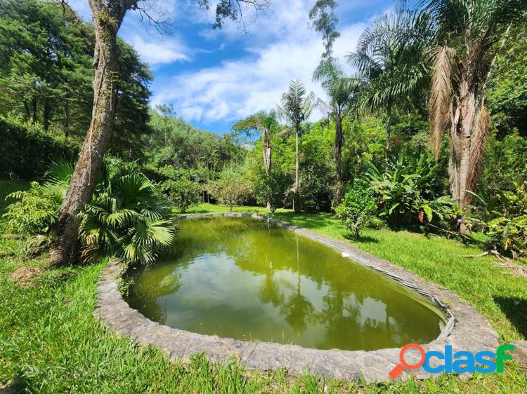 Incrível Chácara Nazaré Paulista 9.600 m² Lago riacho e nascente!