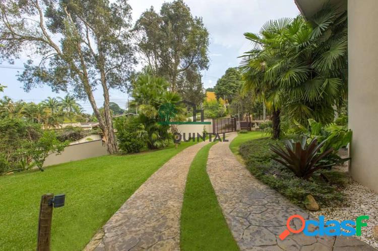 Propriedade de Luxo no Coração da Granja Viana: 5