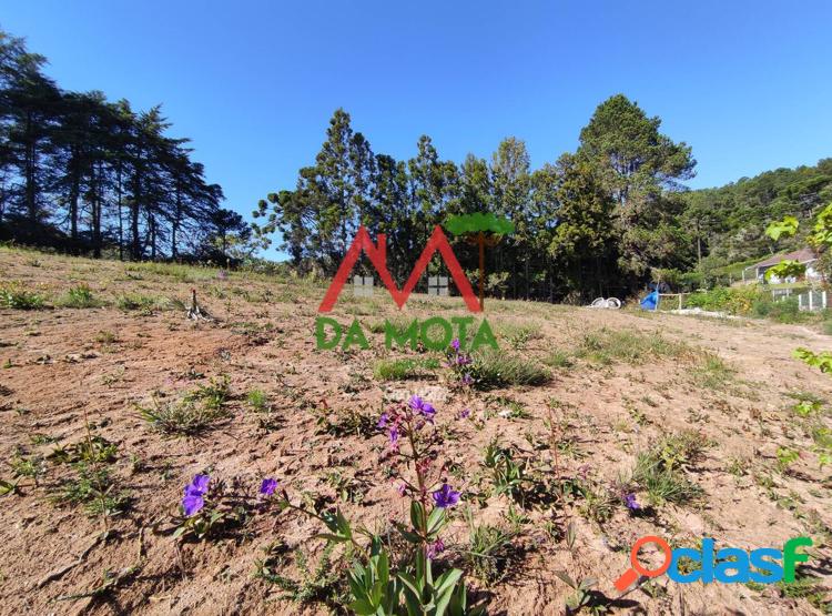 Terreno totalmente plano em região nobre de Campos do Jordão