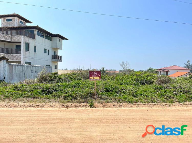 Excelente terreno em frente ao mar em praia seca