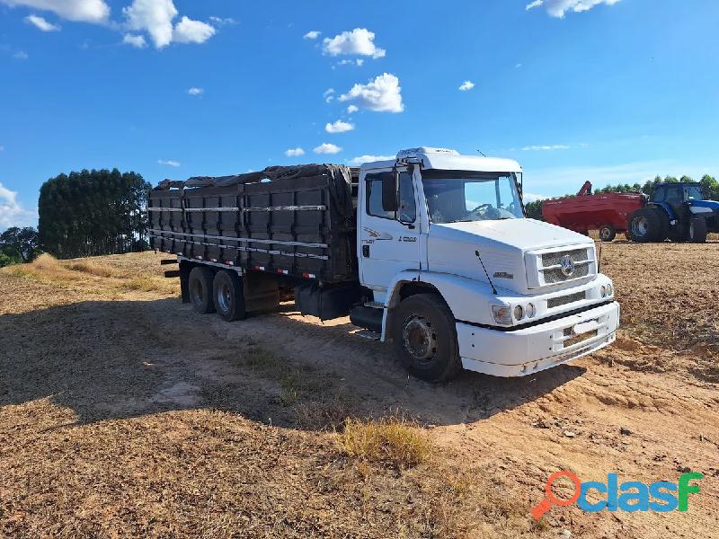 Mercedes Benz 1620 Graneleiro 4
