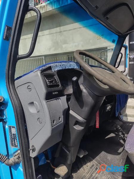 Mercedes Benz Accelo 915 2